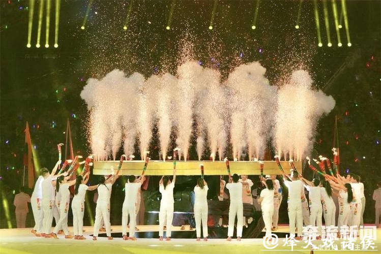 青春梦想 光耀蓉城——成都世界大学生运动会开幕式侧记 青春梦想 光耀蓉城——成都世界大学生运动会开幕式侧记